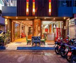 Foto Hotel		The Oddy Hip Hotel in		Patong Beach, Phuket 83150 Thailand